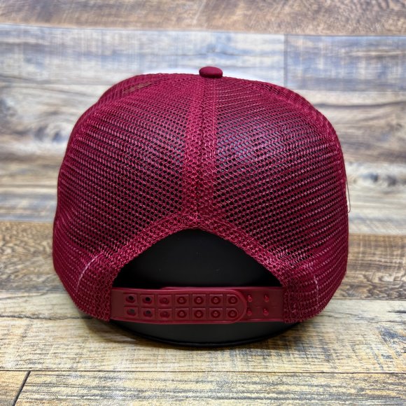 Wisconsin Badgers Unisex Trucker Hat Maroon Snapback NCAA Big Ten Baseball Cap - Picture 5 of 8